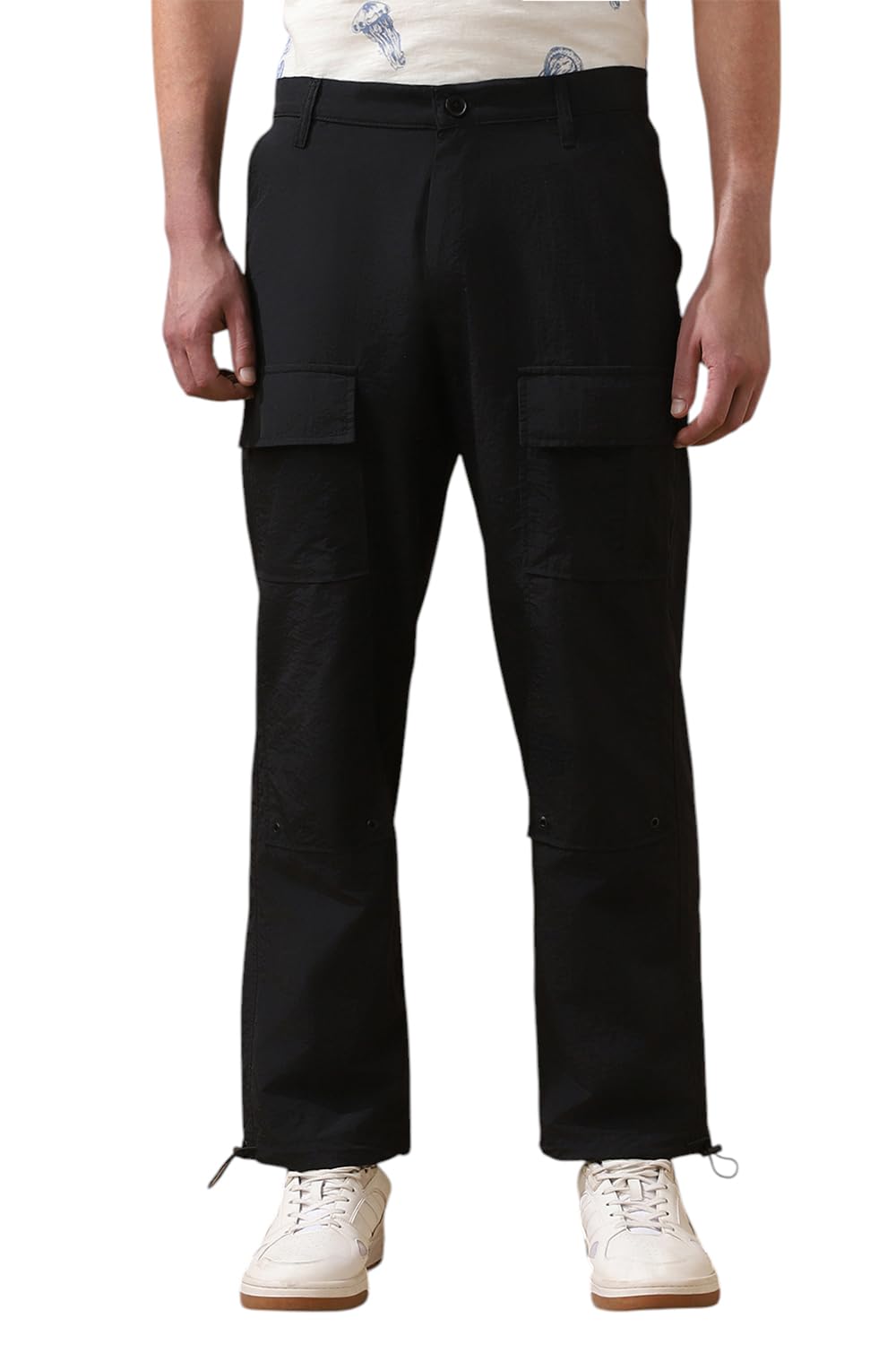 Dennis Lingo Men Solid Nylon Mid Rise Straight fit Cargo Joggers in neutral