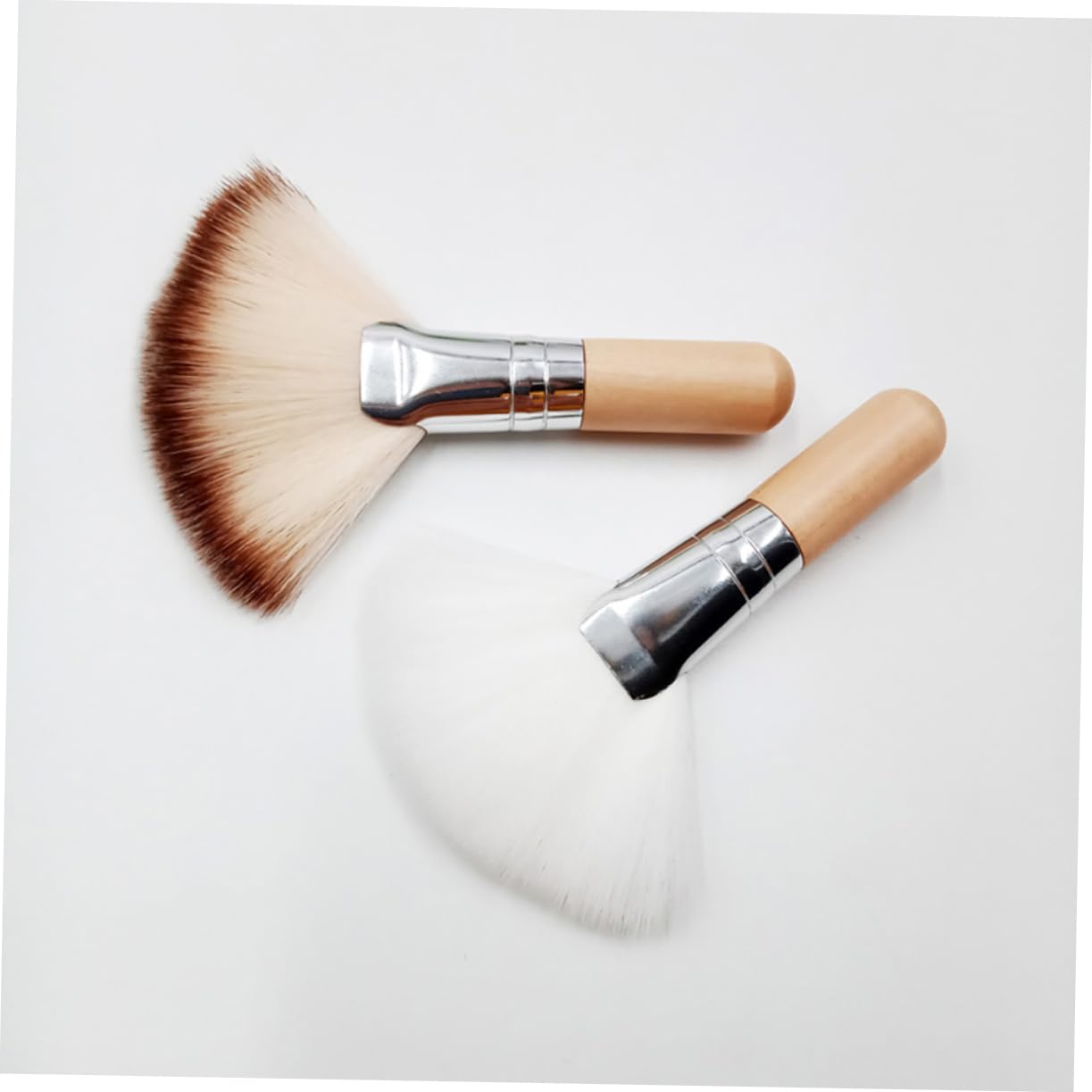 FOMIYES 5 Set Di Pennelli Per Il Trucco A Ventaglio Con Manico Per Applicatore Per Il Trucco Del Viso Per Donne Blush Pennelli A Ventaglio Soffici Manico Comodo 4 Pezzi*5