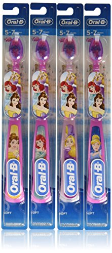 Oral-B Kids Manual Toothbrush featuring Disney's Princess Characters, Soft bristles, 6 count