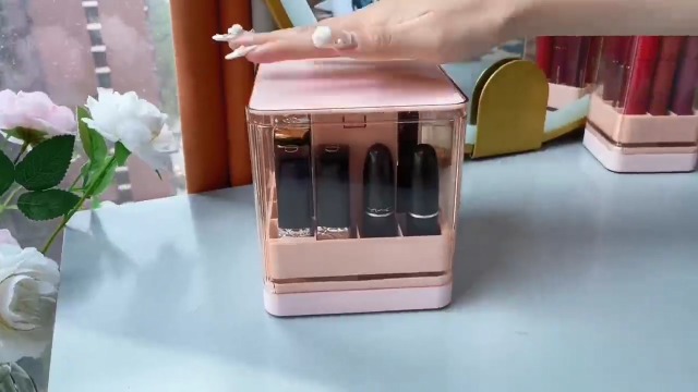 Amazon.com: GRACMI Acrylic Lipstick Holder with Lid, Press Lift