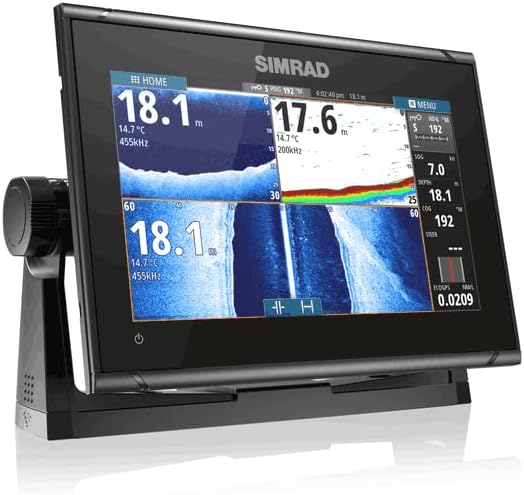 Simrad GO9 XSE displaying fish finder sonar data