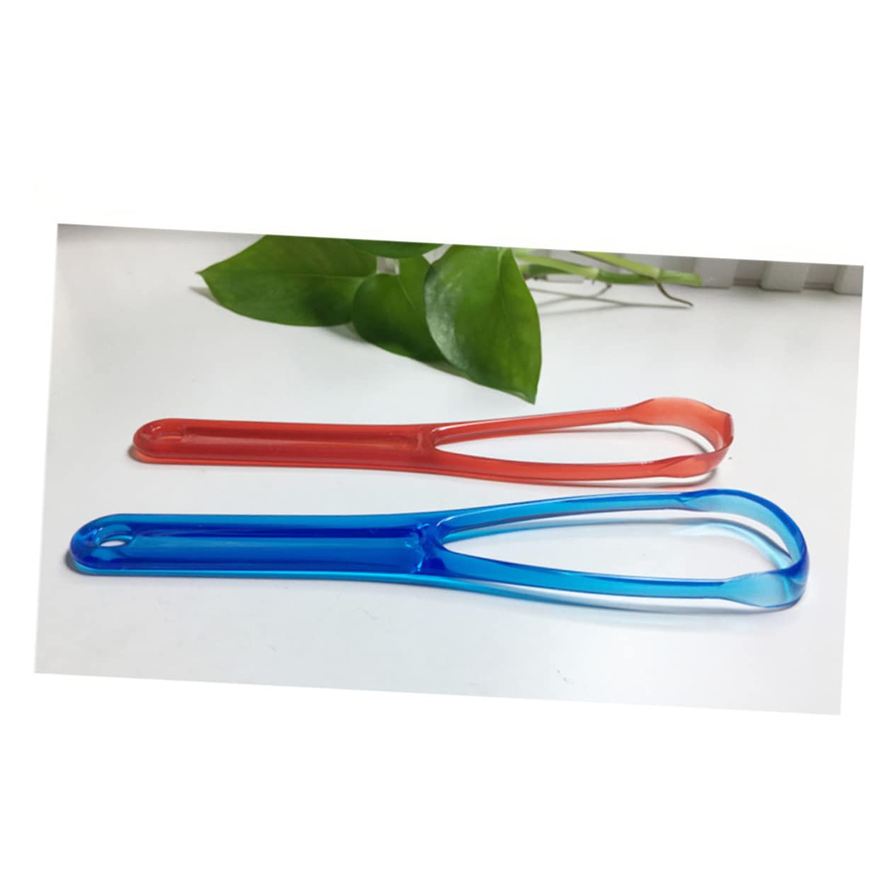 BESTYASH 2Pcs Scraper Dual Sided Brush for Oral Health and Fresh Breath Random Color