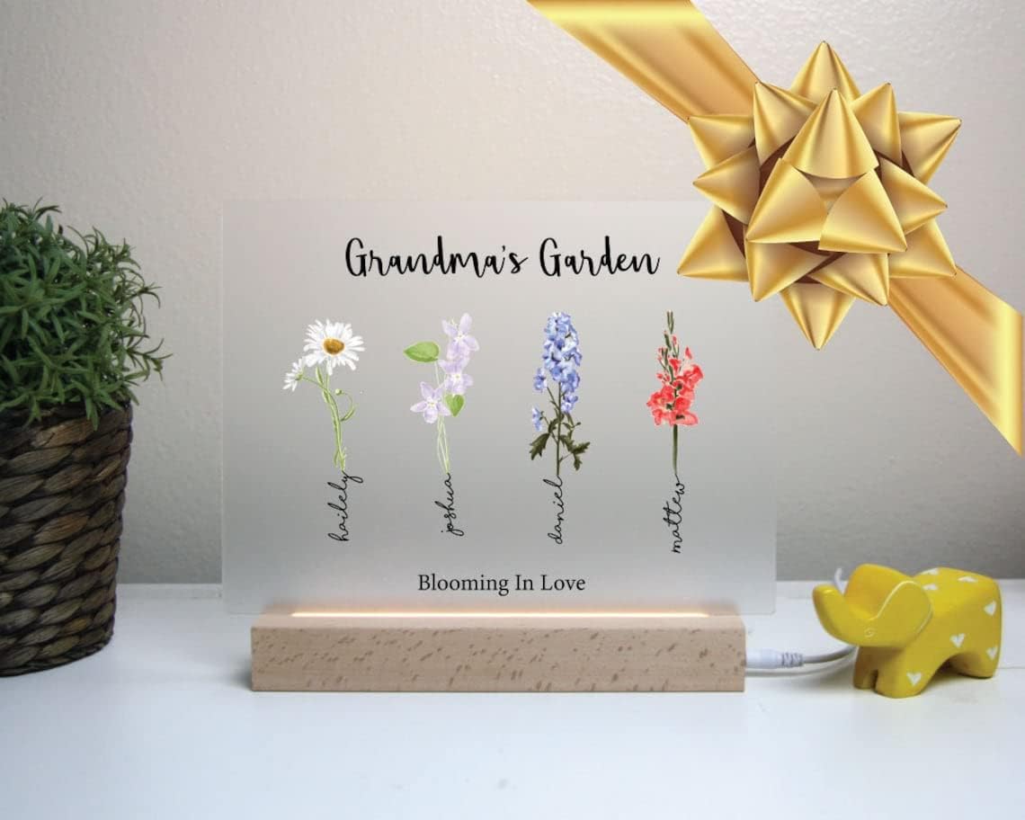Lovely POD Personalized Grandma Grandpa Lamp Night Light, Custom Mom Dad Gifts, Light Up Birth Flowers Print Grandma's Garden Birth Month Watercolor Birthday Gift