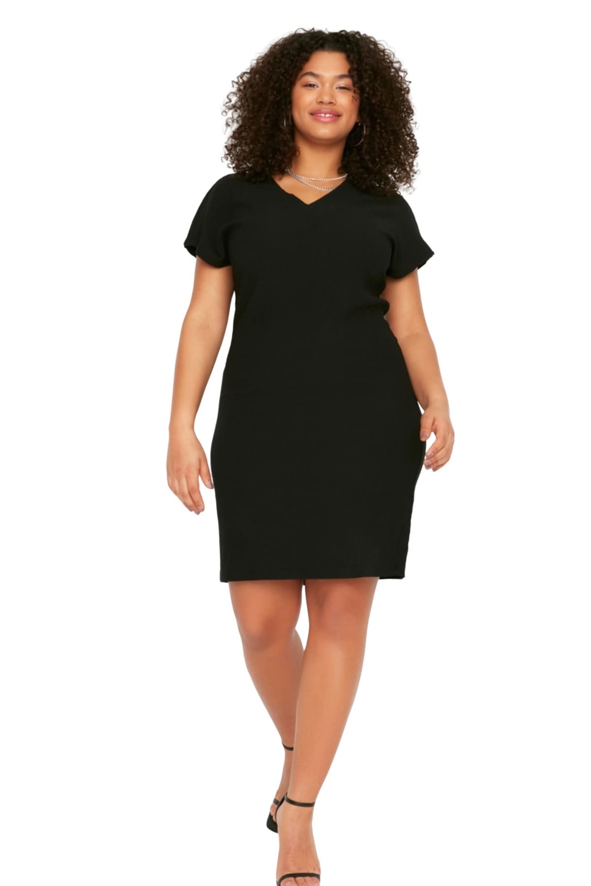 Trendyol Damen Schwarz Midi-Kleid In Übergröße, Reguläres Strickkleid, Übergröße, Xxl Große Größen