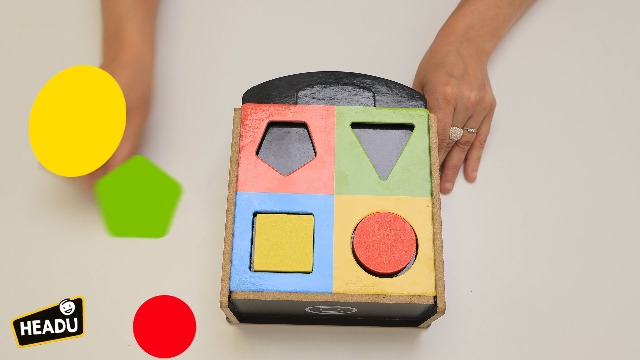 Clementoni Baby Baby House Montessori Lock & Key, Casetta Attività, Gioco Educativo Bambini 18 Mesi Stimola Manualita Fine E Logica Con Elementi In Legno 17857