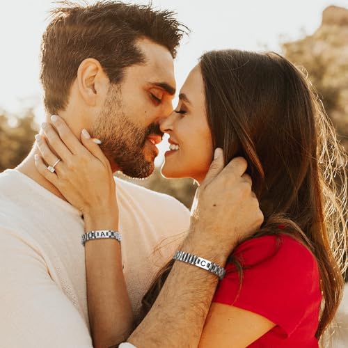 VNOX Initial Bracelet for Men - Stainless Steel Watch Band A-Z Letter Silver Link Bracelets,Fathers Day Gift for Dad Boyfriend Teen Boy Women Mens Jewelry Gifts for Him3