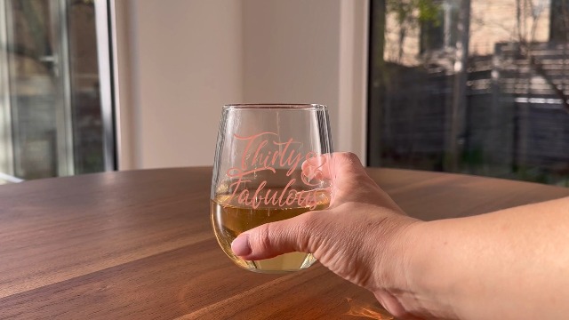 Verre à Vin Sans Pied Pour Elle – Décorations D'anniversaire 30 & Fabulous – Cadeau De 30e Anniversaire Pour Homme Et Femme – Verre à Vin Sans Pied Imprimé Or Rose Pour