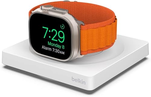 Belkin Cargador para Apple Watch, almohadilla de carga inalámbrica rápida, cargador de viaje para Apple Watch con modo de mesita de noche, estación