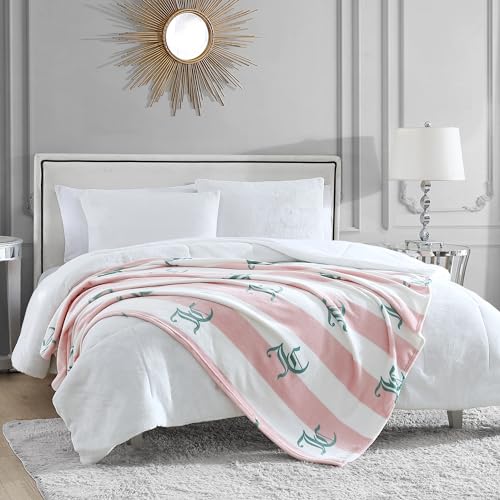 Juicy Couture Cabana Plüsch-Überwurfdecke, 127 x 178 cm, luxuriöse Mikrofaser-Plüschdecke für ultimativen Komfort und gemütliche Wärme – Ansicht 4