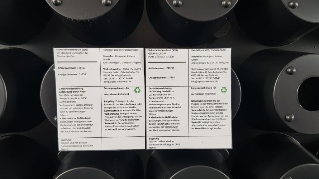 Stabile Anzuchtsplatte mit 24 Pflanzlöchern + Untersetzer QP-24R