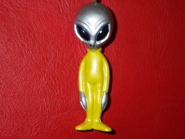 Amazon.co.jp: 90'S 宇宙人 キーホルダー 12 グレイ 黄