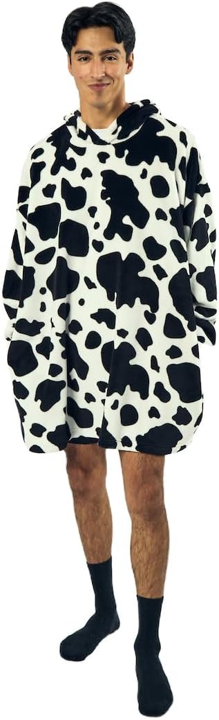 Bioworld Cow White Oversized Hoodie Wearable Blanket-OSFA - Image 4