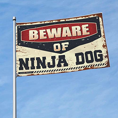 Drapeau pour chambre ado Beware of Ninja Dog 152x244 cm