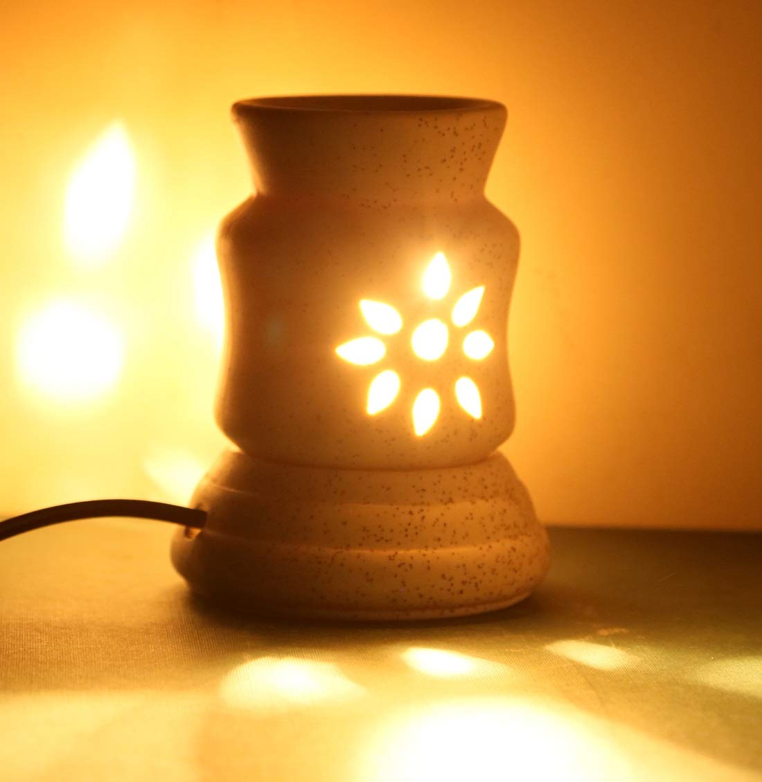 WebelkartJaipurCrafts Ancient Matki Shape Ceramic Electric Aroma Burner Oil Diffuser with Bulb (White, 15 cm)