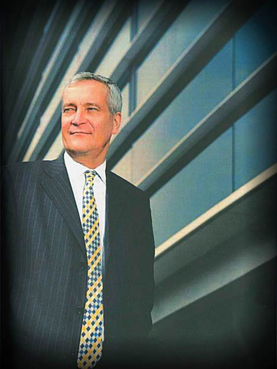 Amazon.com: John R. Wells: books, biography, latest update