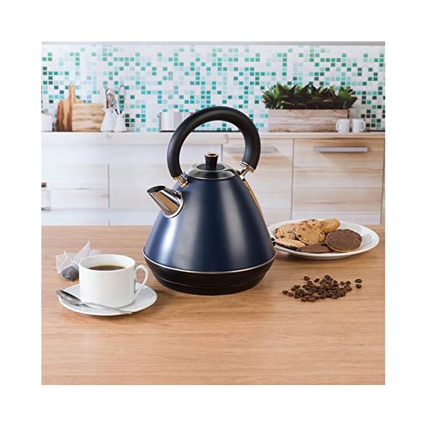Salter Pyramid Kettle 1.7 Litre, Navy/Gold mykitchenaccessories.co.uk