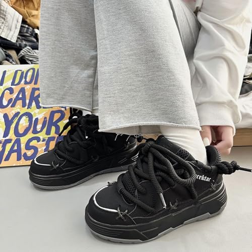 Kawaii Cute Y2K Couple Platform Sneakers Women Men Trendy Retro Streetwear Chunky Comfortable Fashion Casual Shoes2