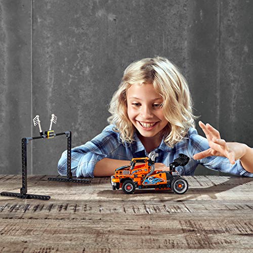 Technic Camion da Gara Trasformabile in Auto da Corsa, Set da Costruzione 2in1 con Motore Pull-Back, 42104 - Lego - Immagine 1