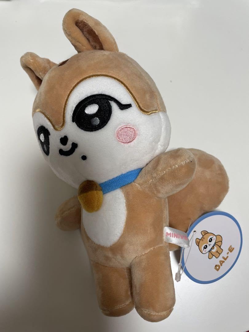 Amazon.co.jp: IVE minive ミニブ ダリ ぬいぐるみ : おもちゃ