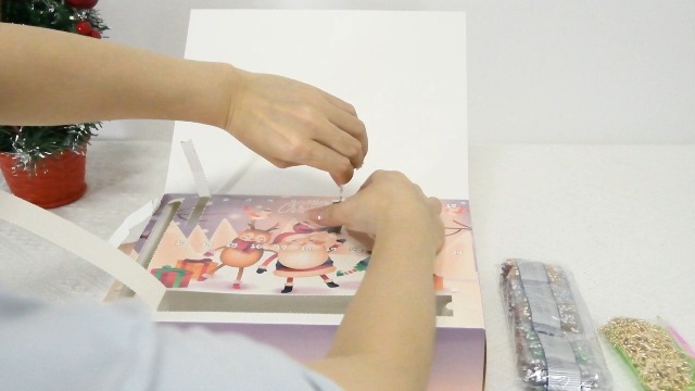 Calendrier De L'Avent 2025 Porte-clés Anime - 24 Porte-clés Acrylique Kawaii - Cadeau Noël Adolescent Adulte