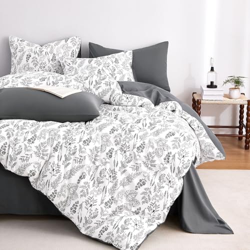 Image of Wake In Cloud - Floral Comforter Set, Botanical Vintage Flower Coquette Cottagecore Aesthetic for Women Teen Girls, Soft Lightweight Dorm Bedding, 3 Pieces, Charcoal, Queen Size