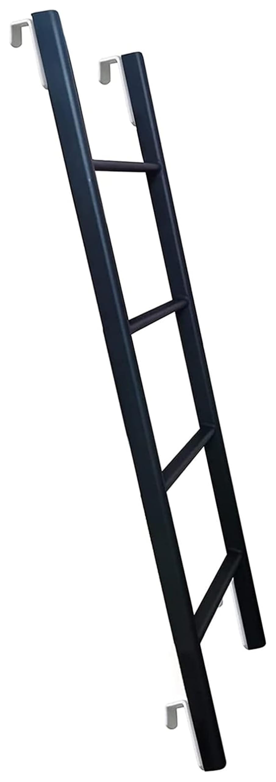 Escalera metálica de litera que soluciona la falta de espacio en camas y remolques