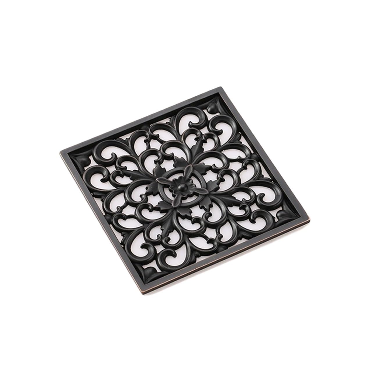 Italiano: Scarico a Pavimento for Bagno Quadrato Intagliato a Fiori, 10,2 cm in Ottone Antico