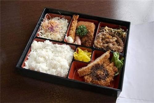 Miniatura 5 de JapanBargain, Lonchera Bento tradicional japonesa de plástico lacado rojo y negro, 6 compartimentos para restaurante o hogar, juego de bandejas y