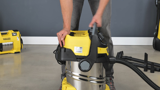 Kärcher Aspirateur Sec Et Humide WD 5 S V-25/5/22 - 1100W, Cuve Inox 25L, Nettoyage Auto Filtre