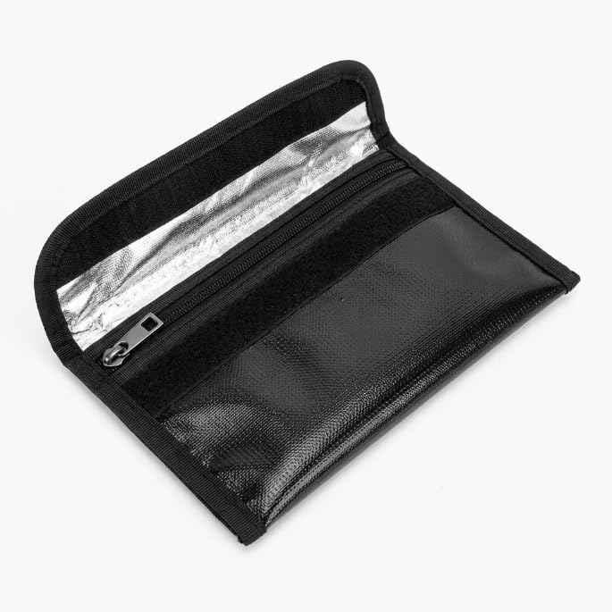 Bolsa para documentos ignífuga e impermeable diseñada para ofrecer una protección fiable de objetos importantes como pasaportes, dinero en efectivo, tarjetas, certificados y otros documentos personale