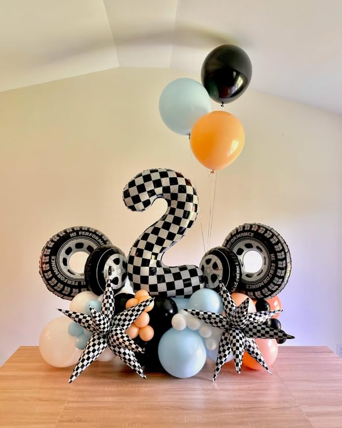 Image of 3pcs 26inch 3D Black White Explosion Star foil Balloon,Black White Foil Cone Starburst Balloons for Birthday Wedding New Year Party Event