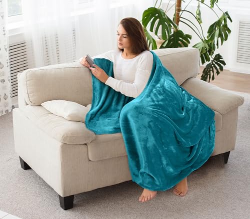Image of Utopia Bedding Fleece Blanket Throw XL Size Turquoise 300GSM Luxury Anti-Static Fuzzy Soft Microfiber Blanket for Couch, Sofa and Bed (50x70 Inch)