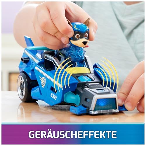 PAW PATROL: Der Mighty Kinofilm, Superhelden-Fahrzeug Spielzeugauto von Chase mit Welpenfigur, Polizeiauto mit Licht- und Geräuscheffekten… – Ansicht 4