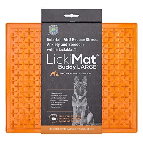 Lickimat Buddy L 30,5x25,5cm mit SmoothieDog Hundesmoothie 6er Probierset - 100% getreidefrei, für alle Hunde, 6 Sorten - Lamm, Rind, Huhn, Trinkpause, Immunio und Gemüsebeet, je 1x 250 ml