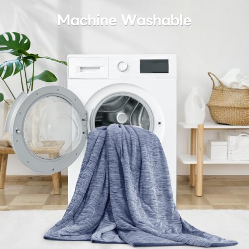 Image of Elegear Cooling Comforter Queen Absorbs Body Heat to Keep Cool, Cooling Blanket for Hot Sleepers Japanese Arc-Chill 3.0 Cool Tech Fabric Summer Comforter Hypo-Allergenic Cooling Quilt-Blue, 200x220cm