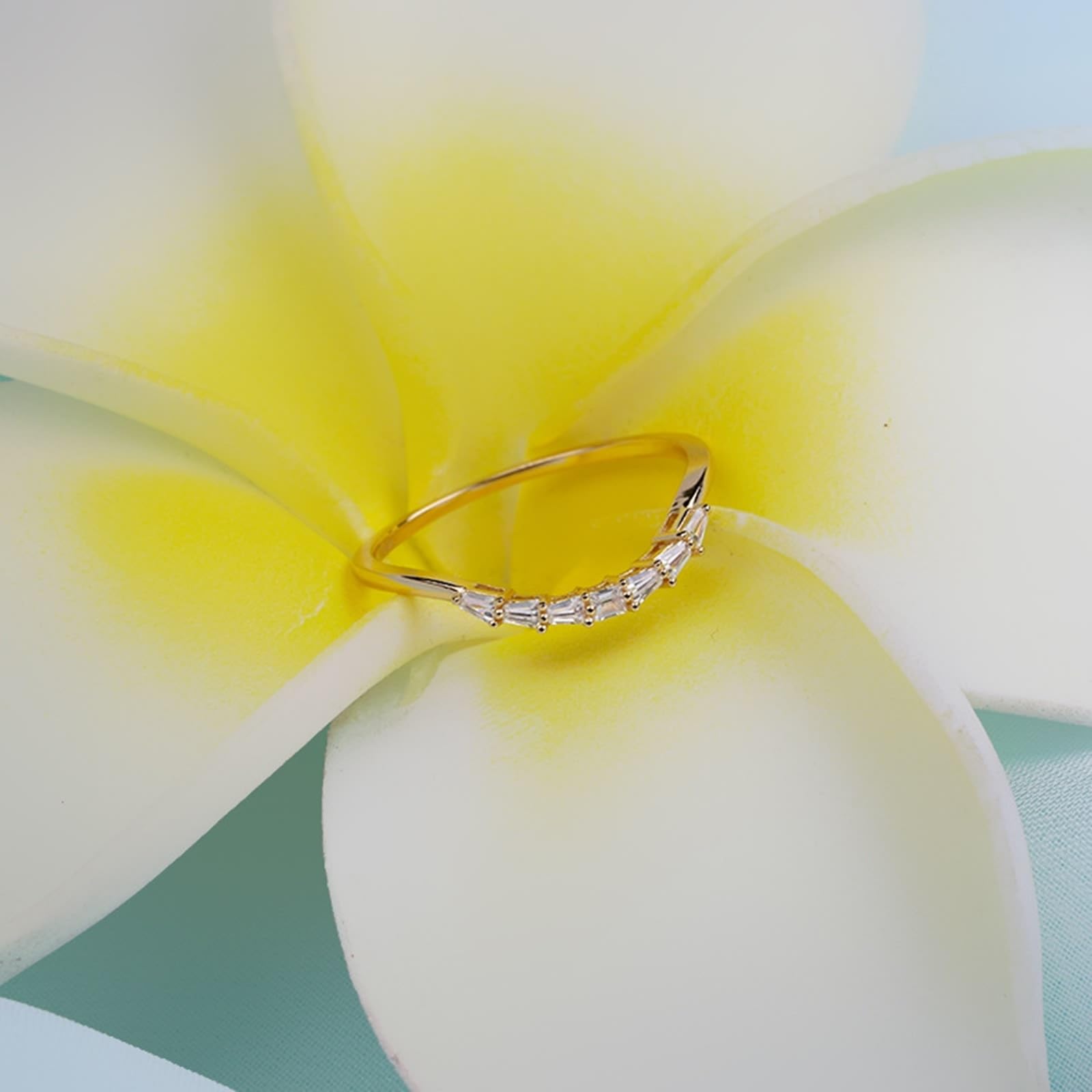 Anillo de compromiso de oro amarillo Au 375/585/750, trapezoidal, moissanita, filigrana, chic