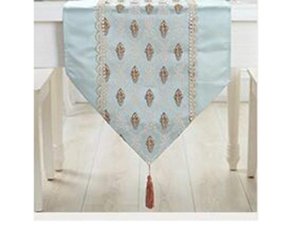 Chemin de table simple pour protéger et embellir votre table de repas usée - 4