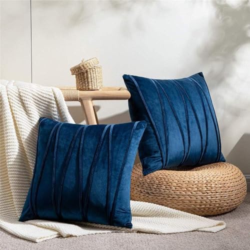 Image of Amazon Brand - Umi Decorative Striped Throw Pillow Covers 18 X 18 Inch,Soft Solid Velvet Pillow Covers Cushion Case with Zigzag Pattern for Sofa Bedroom 45 X 45 Cm (Pack of 2) Blue