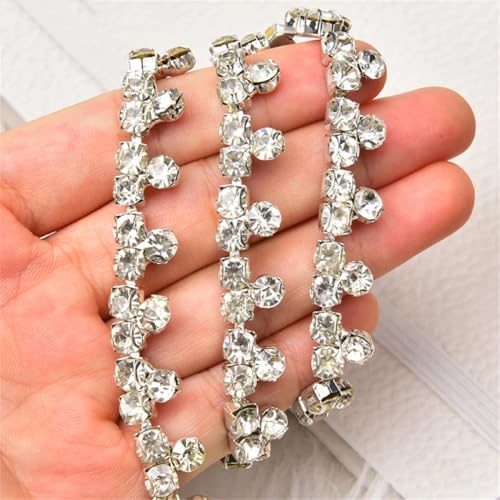 Ruban strass argenté 90 cm chaîne 4 griffes pour couture et décor