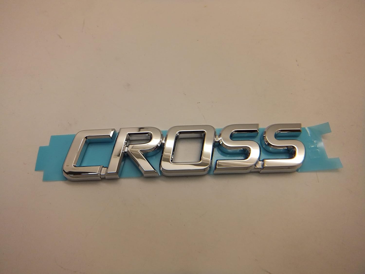 Amazon | トヨタ向け ヤリスクロス バック CROSS エンブレム