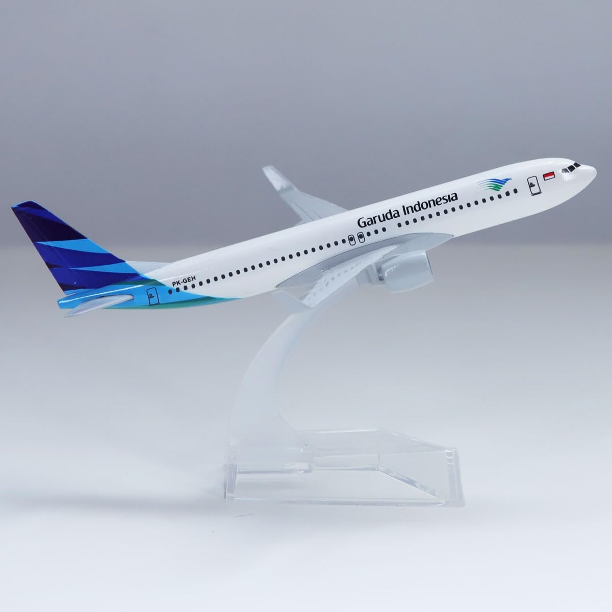 1/246 Boeing 16cm Aircraft Model B737 Red Asia Air Metal die-Casting Static Collection and Display Gift
