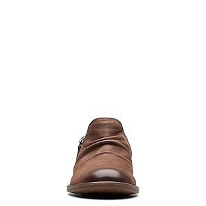 Clarks Women's Camzin Pace Flats