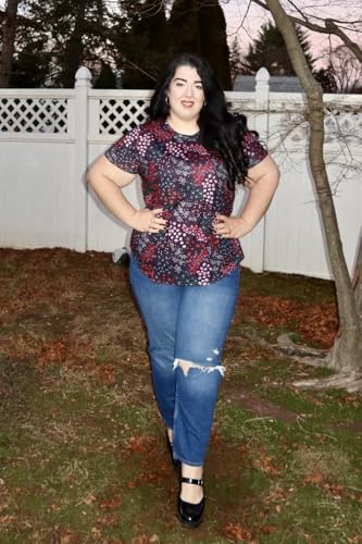 Image of CARCOS Plus Size Tops for Women Short Sleeve Shirt Summer Star /Leopard /Tie Dye /Flower Crewneck Pullover Tunic XL-5XL