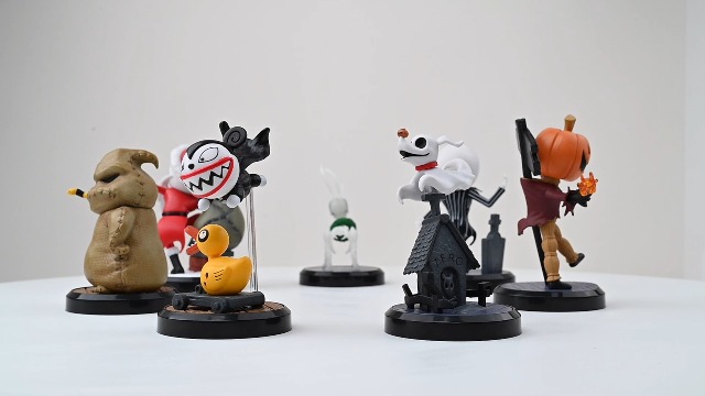 Nightmare Before Christmas フィギュア18→13 Amazon.com: YuMe Disney's The Nightmare Before Christmas Classic