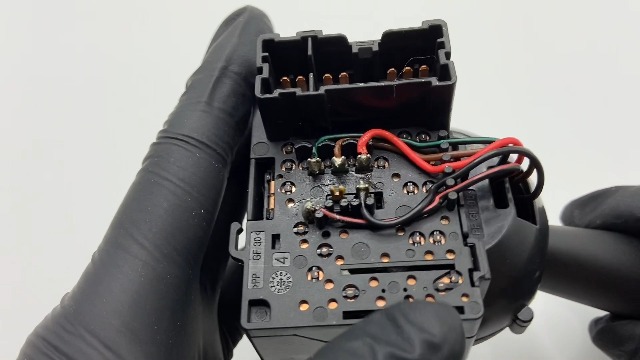 Interrupteur Colonne De Direction D'origine Dacia Dokker Duster Logan