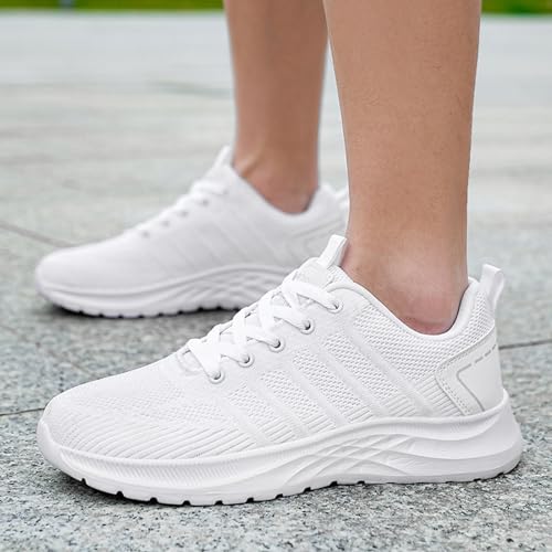 Men Sports Shoes Fashionable Couple Style and Solid Color Thick Bottomed Flat Mesh Breathable Sneaker Crease Shield Men3