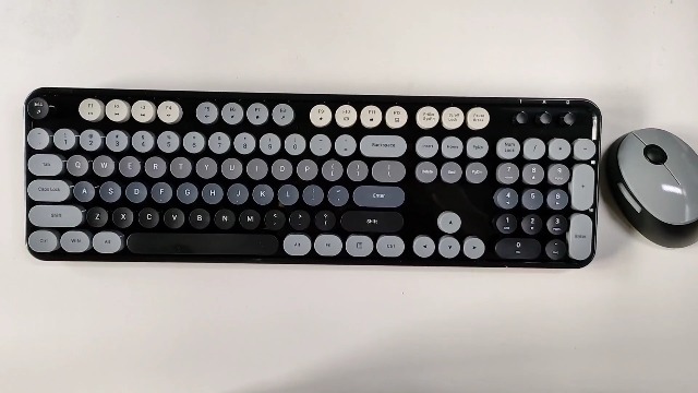 Amazon | ブラック ワイヤレス キーボードとマウス、2.4GHz 104 キー