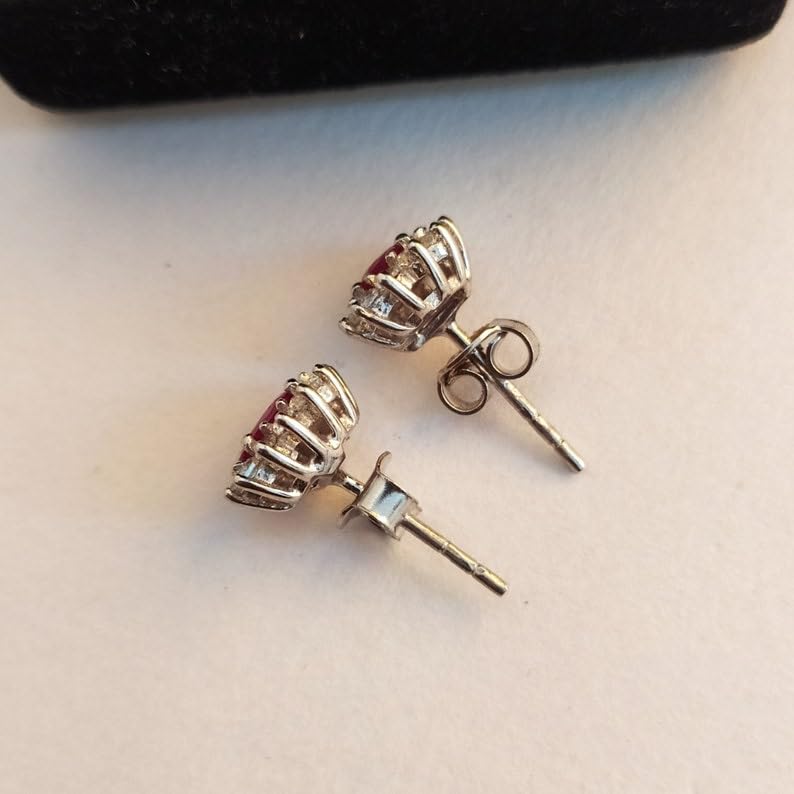 Puces d'oreilles ovales argent 925 rubis naturel véritable et topazes blanches LK_VSTD_0095
