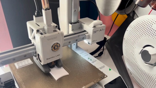Watch Bambu Lab A1 Mini Review on Amazon Live