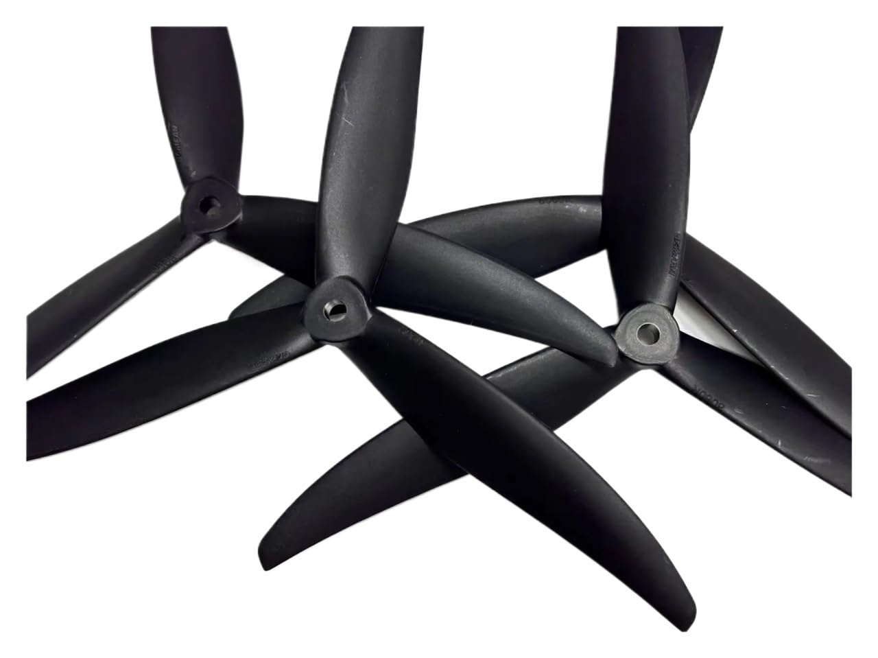Uniwersalne śmigło 8040/8046/8060 z trzema ostrzami 20 cm do dronów (8060 czarny)